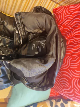 Chaleco acolchado negro Stradivarius