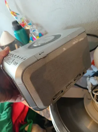 Radio despertador AEG plata