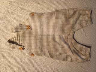 Peto de bebé a cuadros