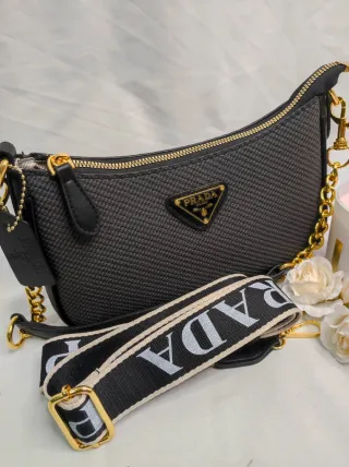 Bolso Prada Negro y Dorado