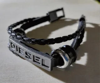 Pulsera trenzada Diesel cuero negro y plata