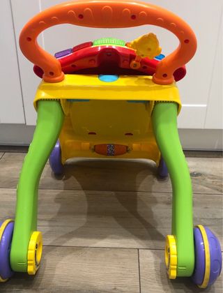 Andador correpasillos VTech 2 en 1 plegable