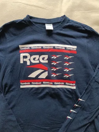 Camiseta manga larga, talla L marca Reebok