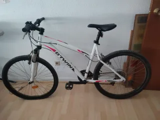 Bicicleta B'TWIN MTB Blanca