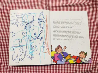 Las tres mellizas cada noche un cuento