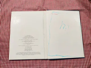 Las tres mellizas cada noche un cuento