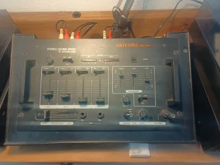 Platos Vinilo  y Mesa Mezclas