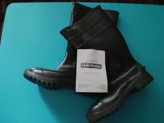 Botas de agua seguridad Mavinsa foca negras