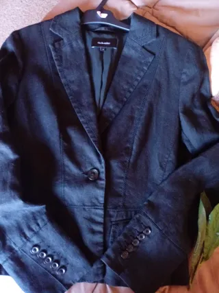 Blazer negro talla 38