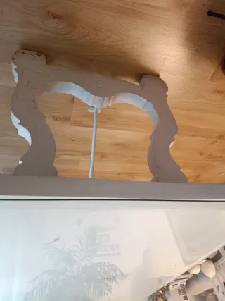 Tavolo da pranzo rustico in legno e vetro