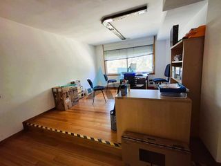 Oficina en venta en Mariñamansa en Ourense