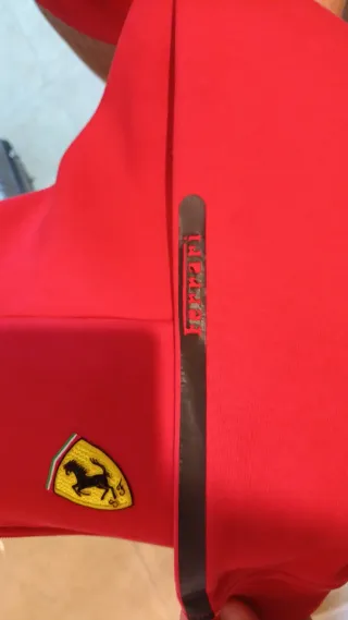 Chaqueta Ferrari Roja