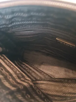 Borsa Prada in pelle marrone