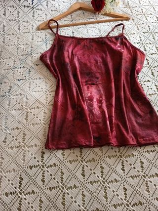 Top elegante Rojo y Flores T XL