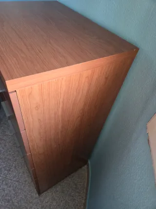 Cómoda de madera con 6 cajones