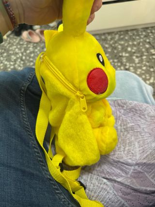 Mochila Pikachu Peluche