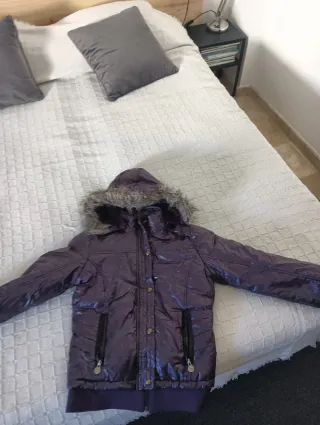 Bolsos negros (2 unidades), vestido, jersey largo