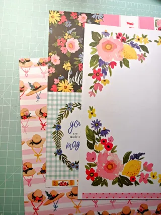 Papeles + die cuts Oh Happy Day de Carta Bella