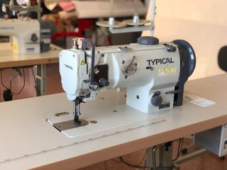 Máquina de coser Typical triple arrastre