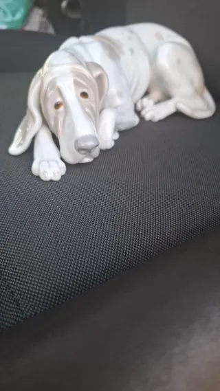 Figura de perro de porcelana Lladró