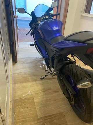 Yamaha YZF R125 Azul