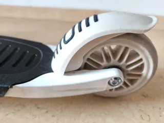 Patinete infantil luces 2-4 años Decathlon