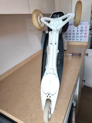 Patinete infantil luces 2-4 años Decathlon