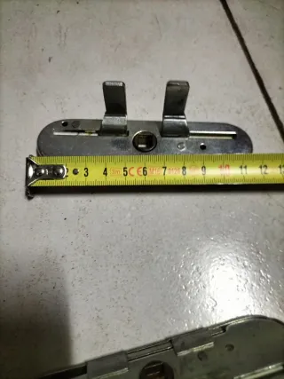 Chiusura per finestra in metallo