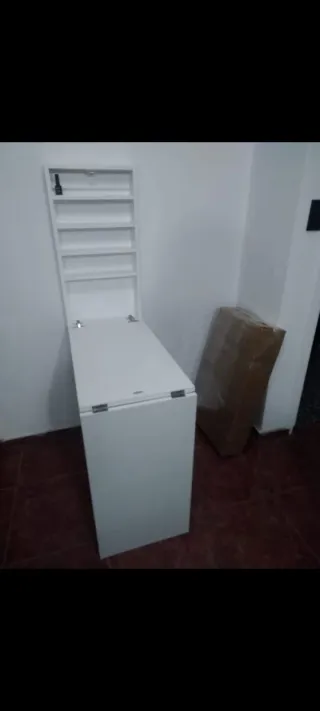 Scrivania pieghevole su misura per unghie