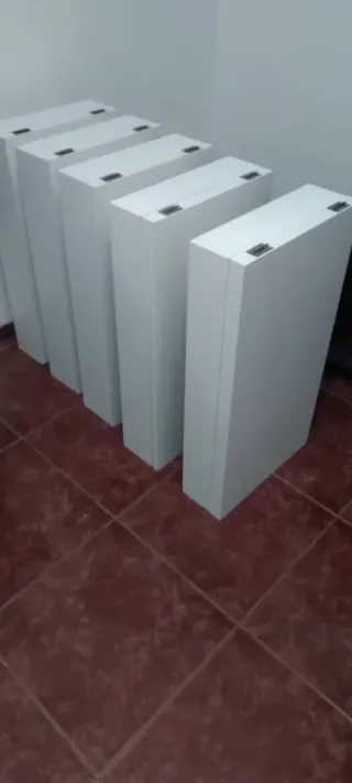 Scrivania pieghevole su misura per unghie