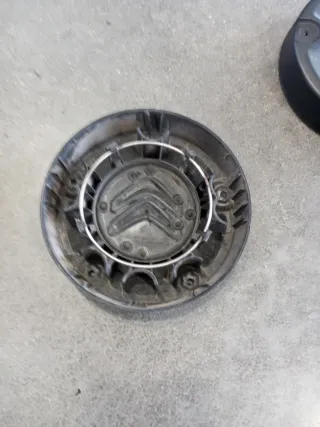 Tapacubos Citroën Berlingo Furgón (4 unidades)