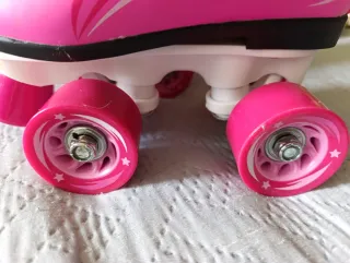 Patines rosas talla 33