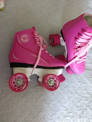 Patines rosas talla 33