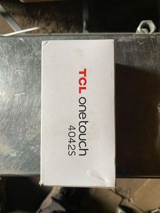 TCL 4042S Onetouch Básico