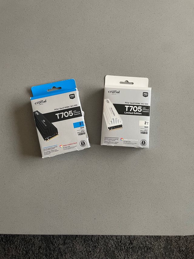 Crucial T705 SSD 2TB Gen5 Edición Limitada