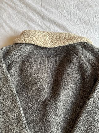 Chaqueta gris de Mango