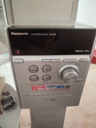 Mini cadena Panasonic SA-PM3 con mando