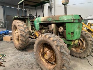 Tractor John Deere 3140
