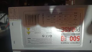 Ordenador sobremesa negro