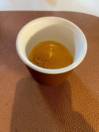 Macchina Caffè Nespresso Vertuo Bianca