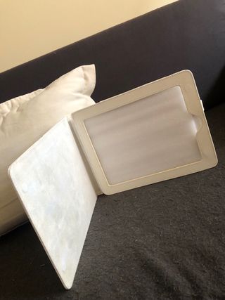 Funda para tablet color blanco