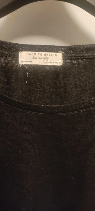 Camiseta negra con brillo