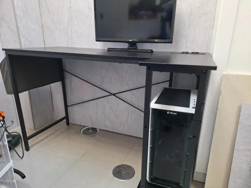 Mesa Gaming Negra. 120*50