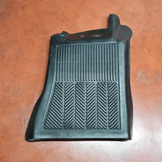 Alfombras Mercedes E w210 cubeta de goma