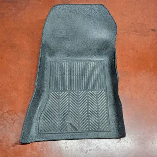 Alfombras Mercedes E w210 cubeta de goma