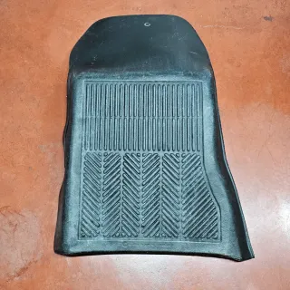 Alfombras Mercedes E w210 cubeta de goma