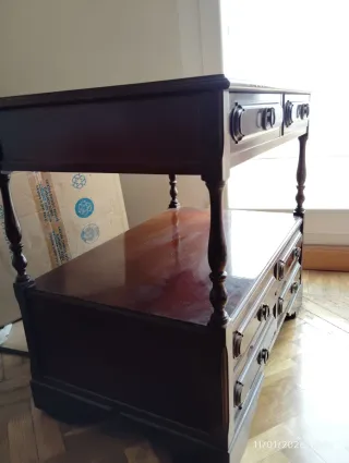 Mueble de entrada antiguo