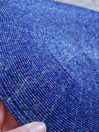 4 Bajo plato azul con cuentasManteles individuales