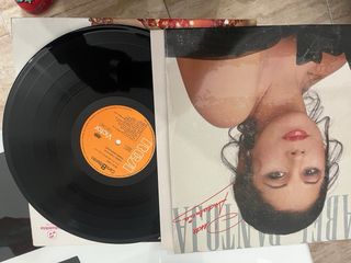 Vinilos Isabel Pantoja y Sarita Montiel