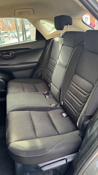 Lexus NX 300h Business Navigation